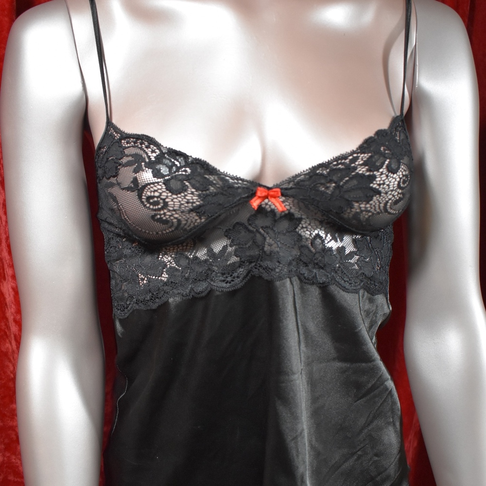 DKaren Lace & Satin Camisole NWT